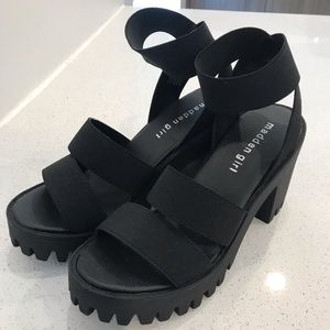 Madden Girl Sohoo Platform Sandal - Size 7 - NEW - Black